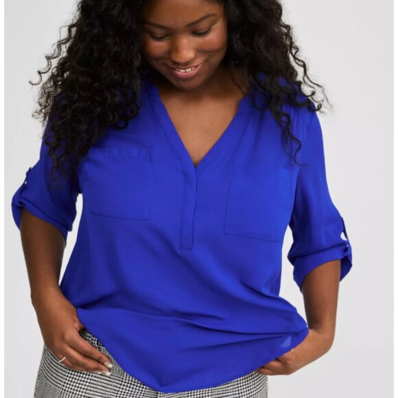 Torrid 4X/26 Harper 3/4 Sleeve Pullover Blouse Electric Blue Semi-Sheer Roll Tab - Picture 1 of 8